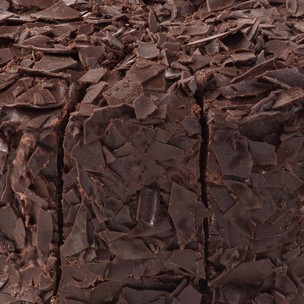 David’s Cookies Premier Chocolate Cake, 7.2 lbs (Serves 14)