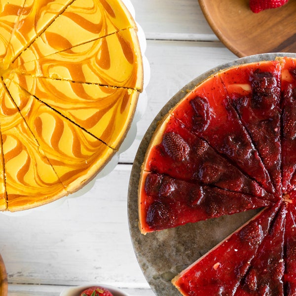 David's Cookies Mango & Strawberry Cheesecake 2-count (28 Slices Total)