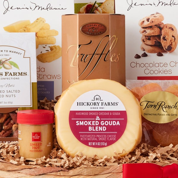 Hickory Farms Sweet & Savory Snacks Gift Basket