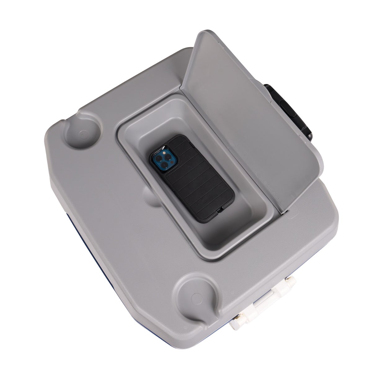 Igloo 62-quart Maxcold Latitude Roller