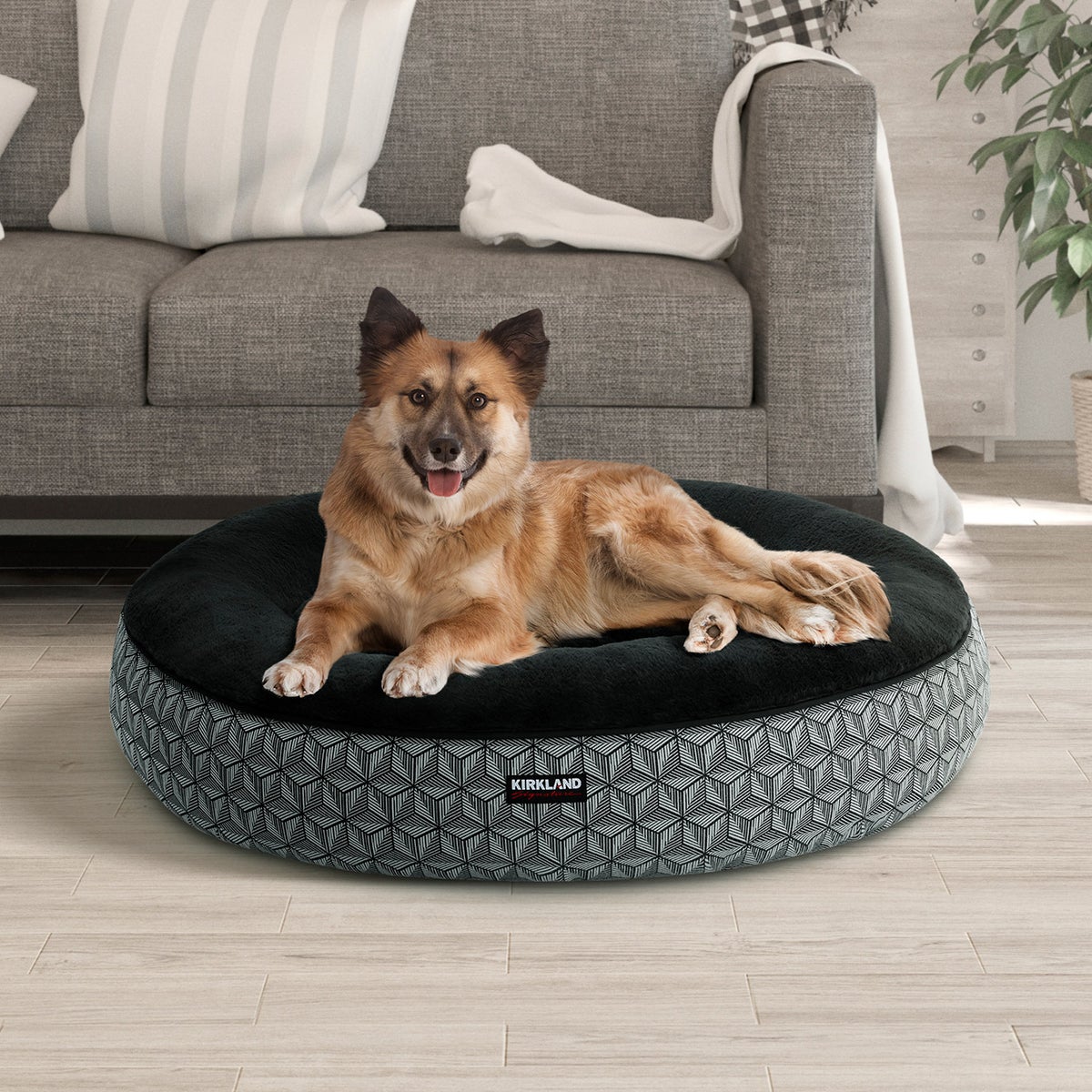 Kirkland Signature 40” Round Nest Pet Bed, Black Geometric
