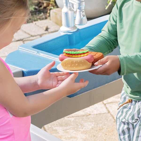 Step2 Grill & Gather Play Center with Canopy