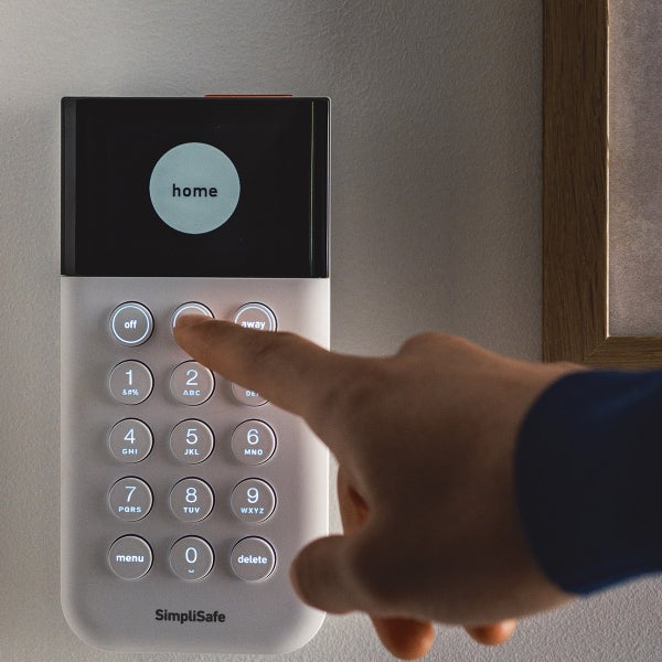 SimpliSafe Home Security Kit, 13-piece