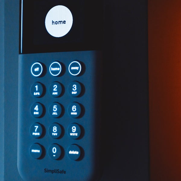 SimpliSafe Home Security Kit, 13-piece
