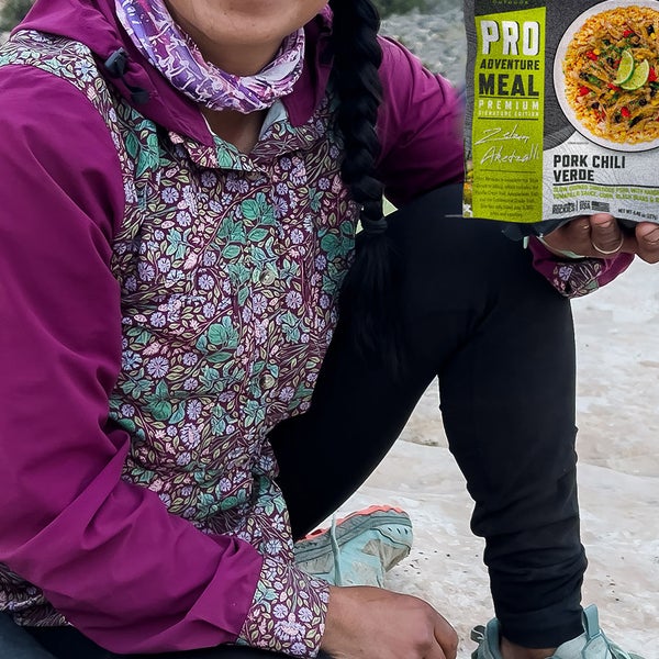 ReadyWise Outdoor Pro Meal Sampler Pack - 8 Premium Camping Meals (2 Servings Per Pouch)
