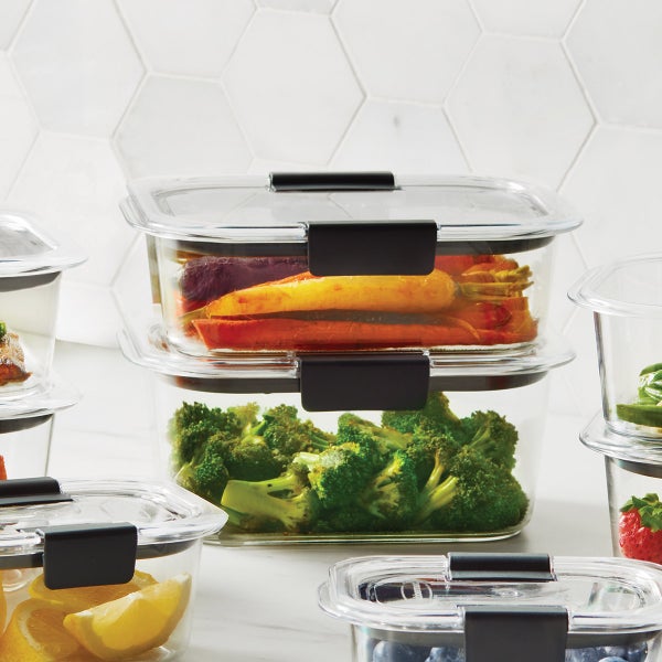 Rubbermaid Brilliance Plastic Food Storage Containers, Set of 16