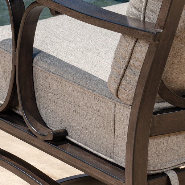 SunVilla Abington 4-piece Outdoor Patio Seating Set