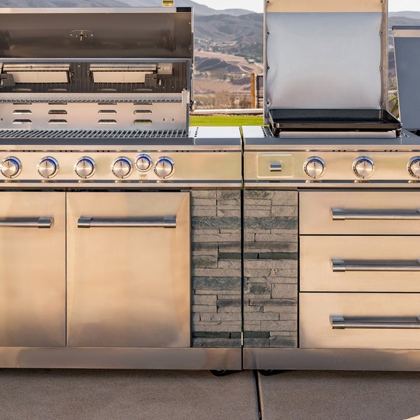 Kirkland Signature Stone Island 12-Burner Gas Grill