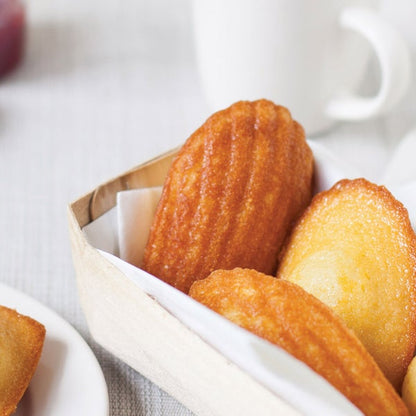 St Michel Madeleine, Classic French Sponge Cake 100 - count