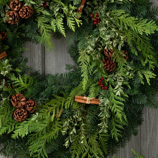 28" Fresh Cinnamon Stick Wreath and Birch Log Centerpiece Bundle