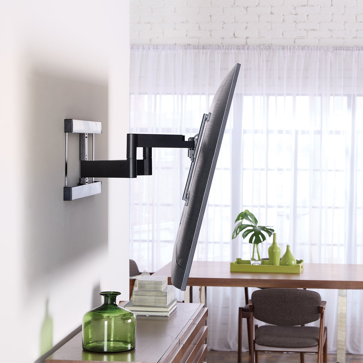 SANUS Preferred 37"-90" Full-Motion TV Mount