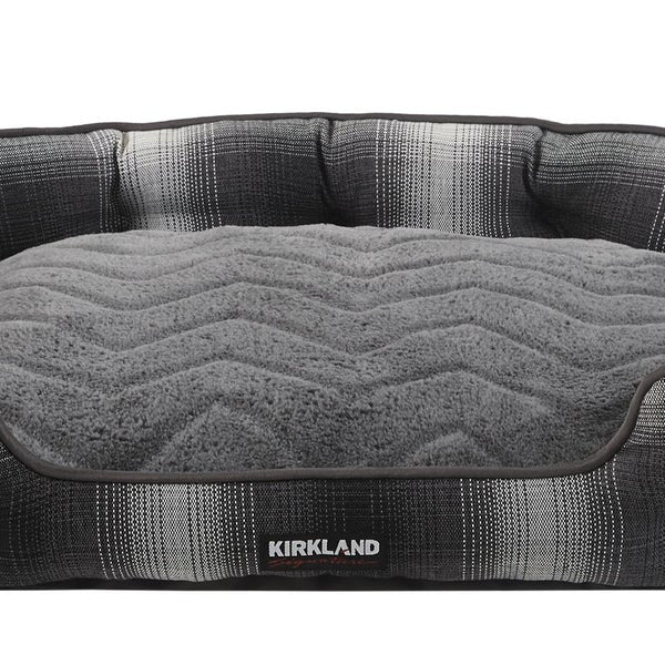 Kirkland Signature Tufted Cuddler Pet Bed, Gray Ombre Plaid