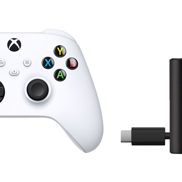 Xbox Wireless Controller + Play and Charge Kit